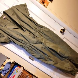 NWT army green romper XL NOBO